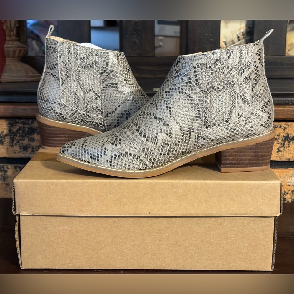 NEW IN BOX • Snake-Print Pointed Toe Ankle Booties in Gray
